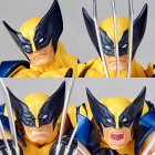 Revoltech Wolverine - Comics