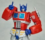 Revoltech Optimus Prime - The Transformers