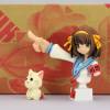 Revoltech Buste Haruhi (Chomeirei ) dans Newtype - The Melancholy of Haruhi Suzumiya