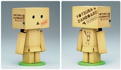 Revoltech Danboard Mini Yotsuba & Danboard Exhibition - Yotsuba&!