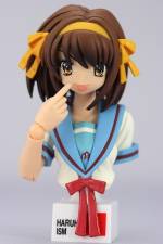 Revoltech Buste Haruhi (Akanbe) dans Shonen Ace - The Melancholy of Haruhi Suzumiya